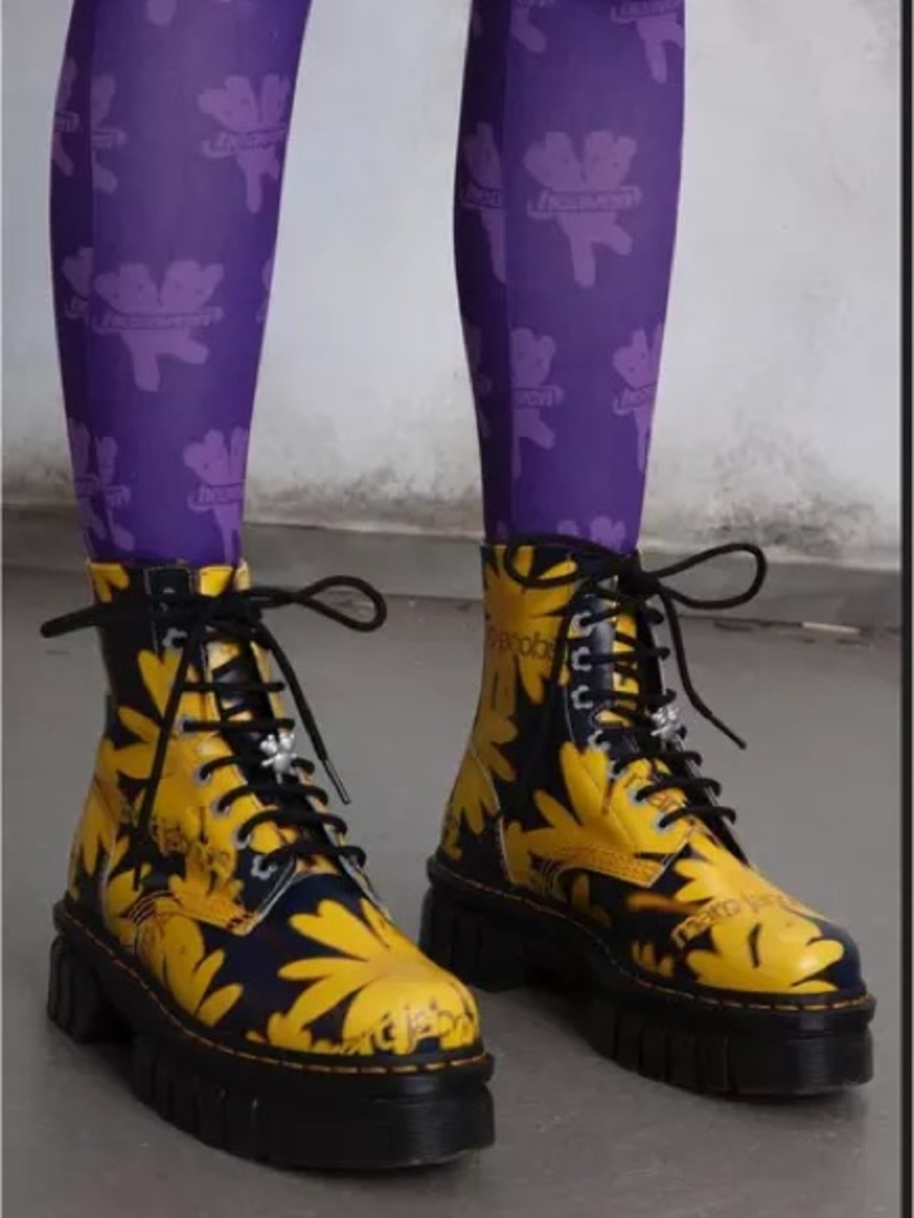 Rare Dr. Martens x Marc Jacobs Daisy Platform Boots - Size 8 US (NIB)
